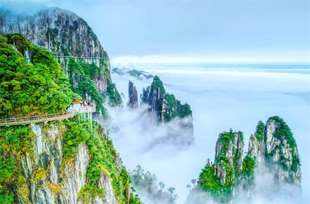 莽山五指峰.jpg