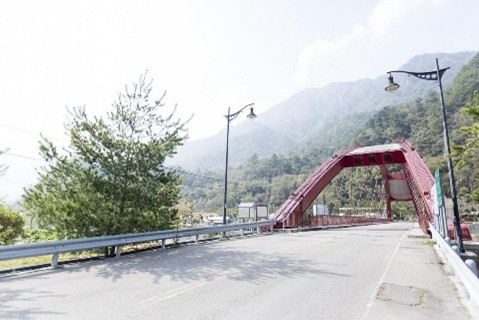 松鶴吊橋