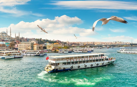 Bosphorus cruise.jpg