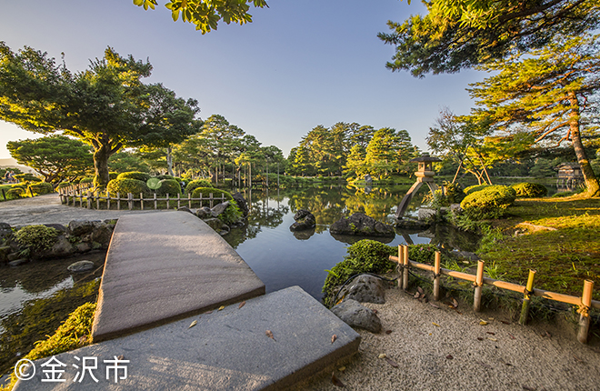 兼六園KenrokuenGarden3_330x215.jpg