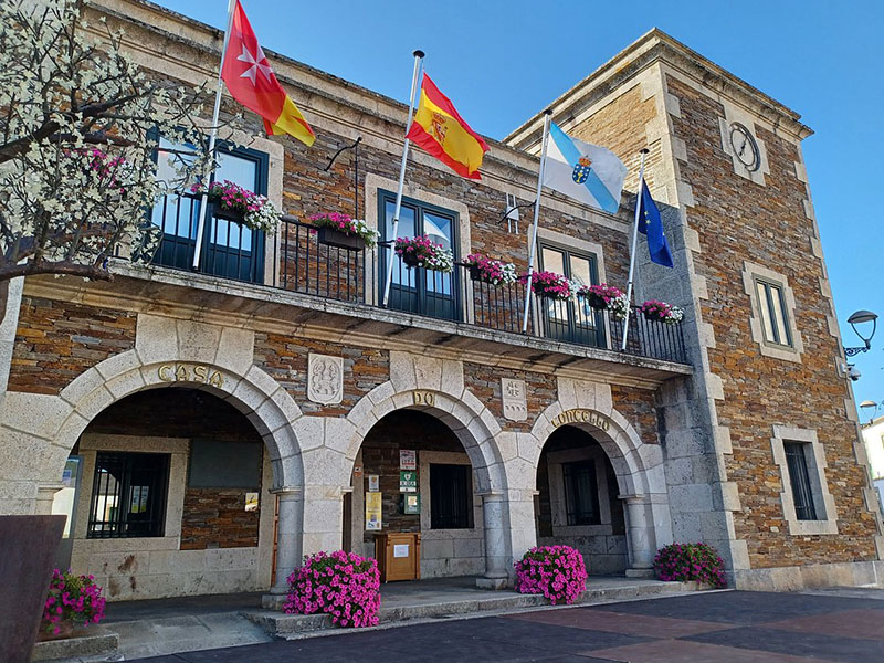 波爾托馬林市政廳（Ayuntamiento de Portomarín）.jpg
