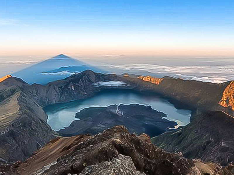 火山湖.jpg