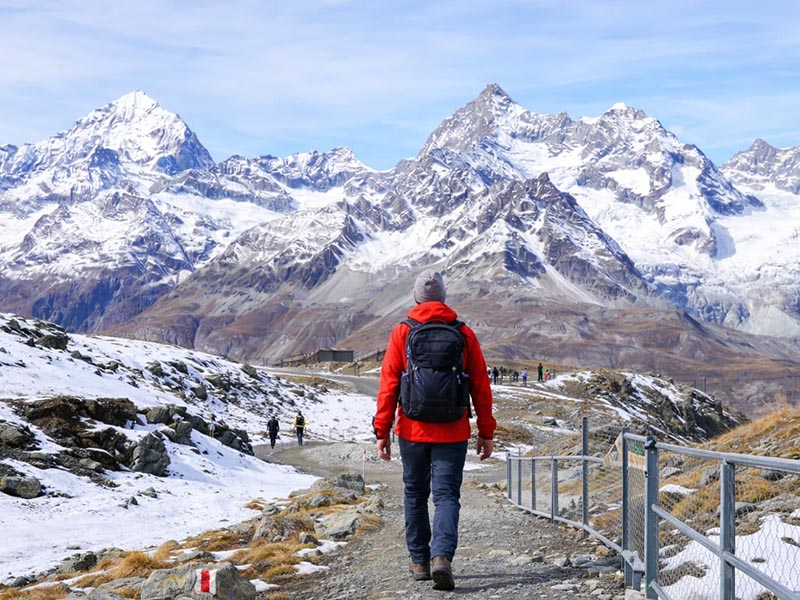 GORNERGRAT 健行下山.jpg